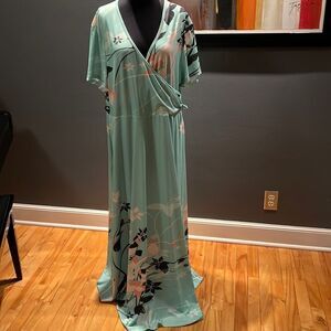 Lily mint floral accent wrap bodice stretch short sleeve maxi. NWT. 1XL.